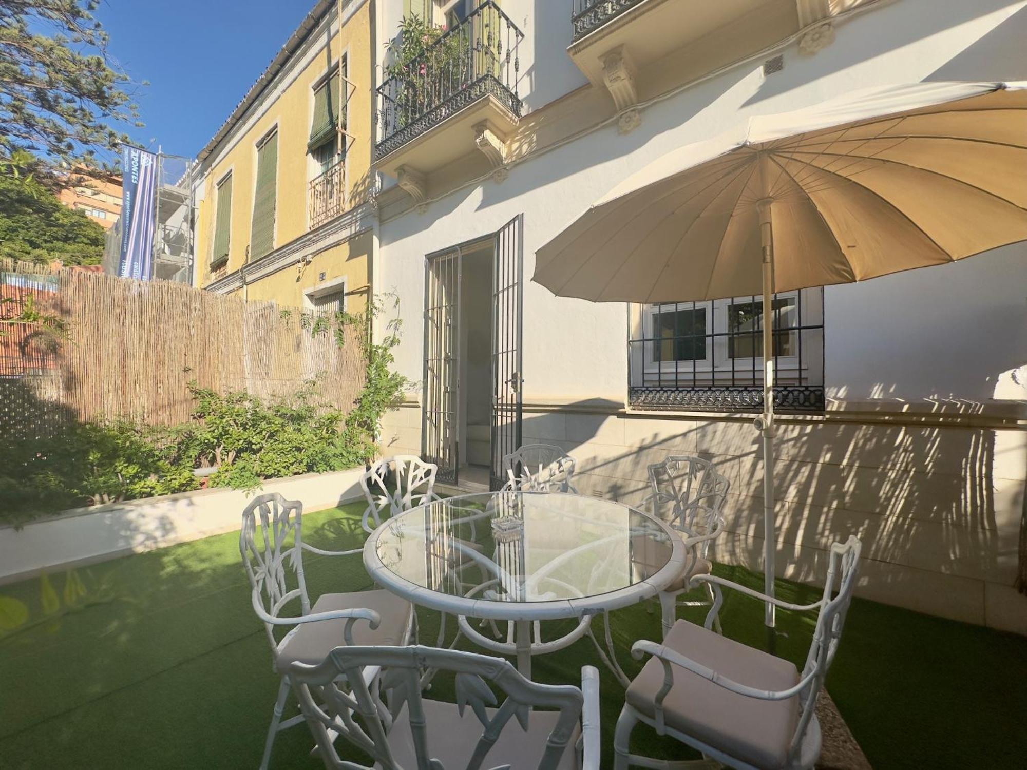 Urbe10 Pries Garden Appartement Málaga