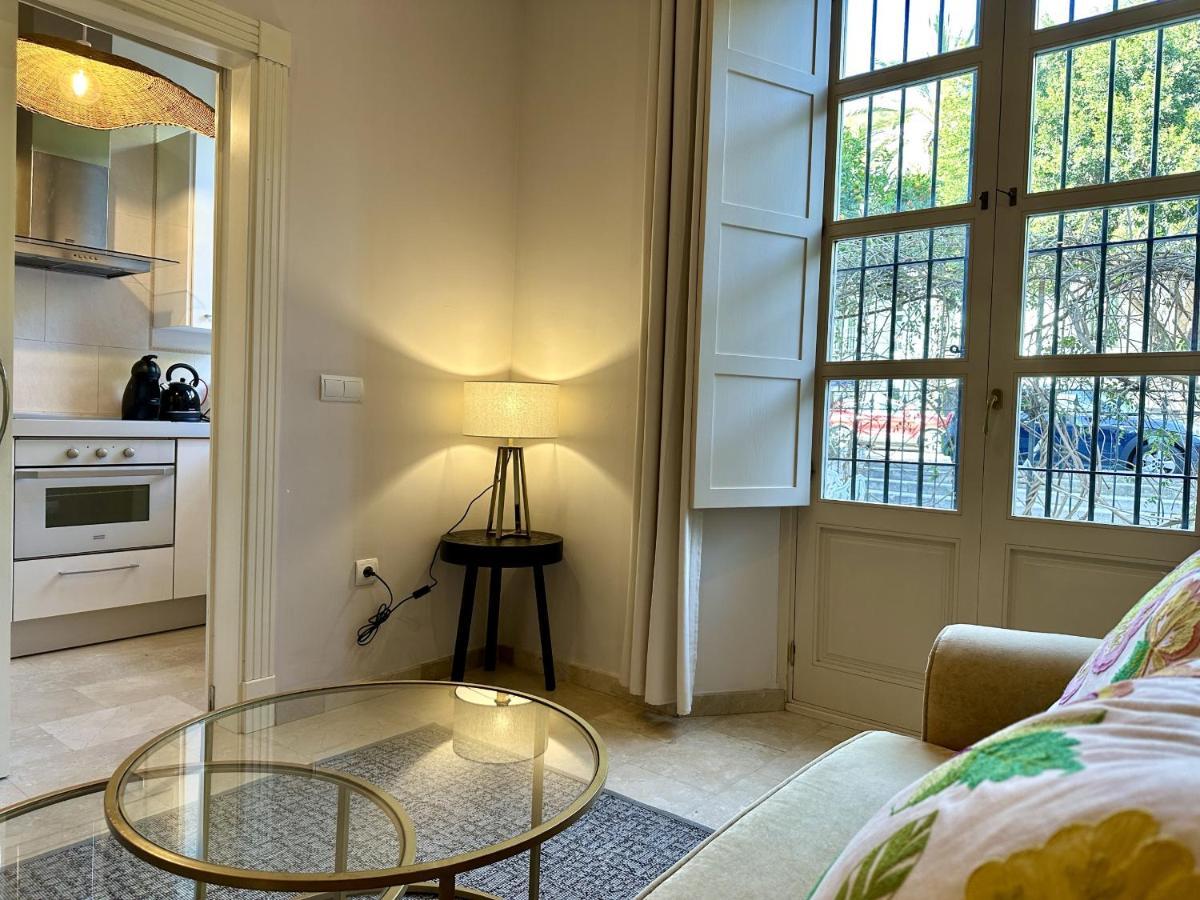 Urbe10 Pries Garden Apartment